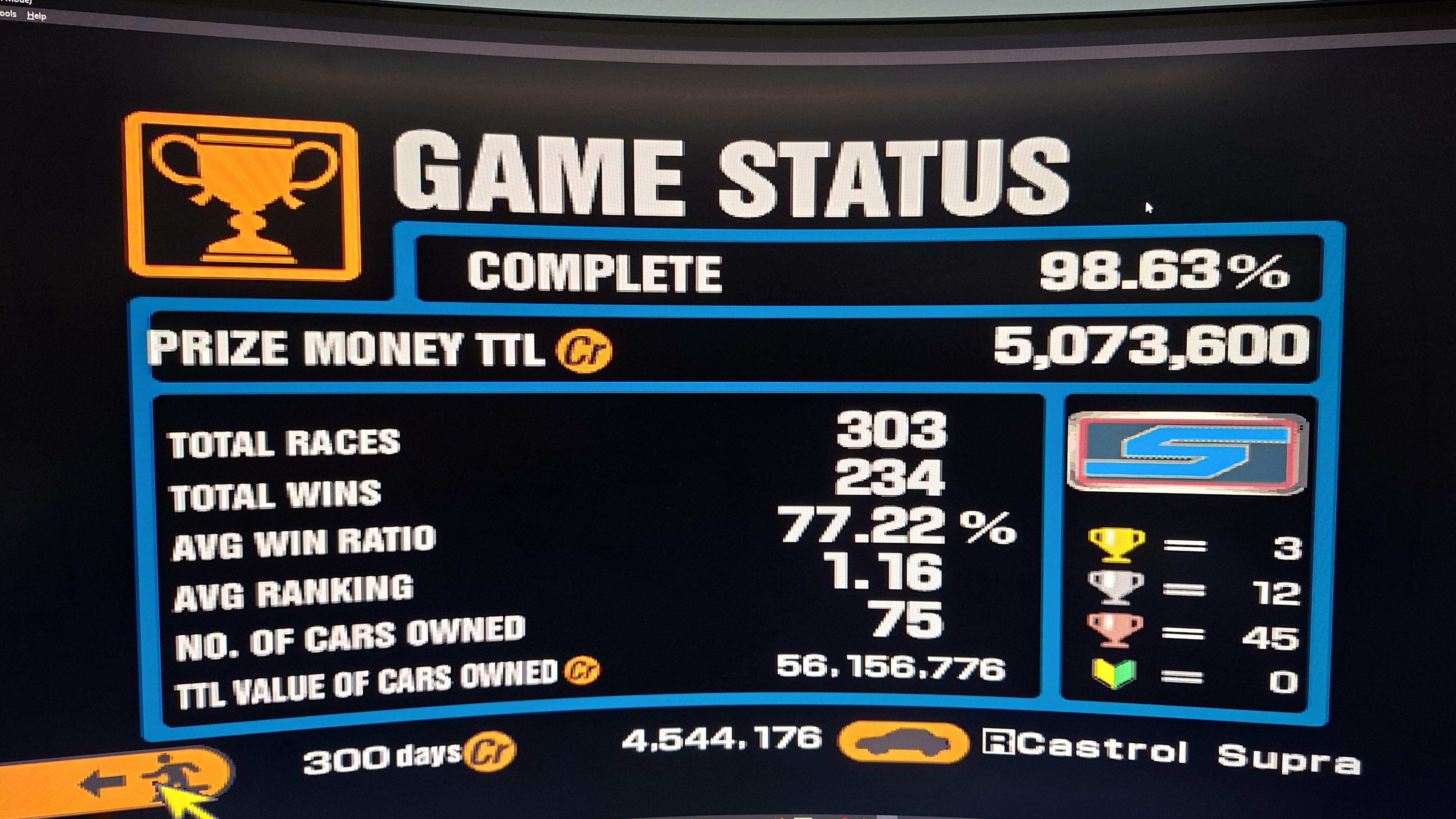 68134